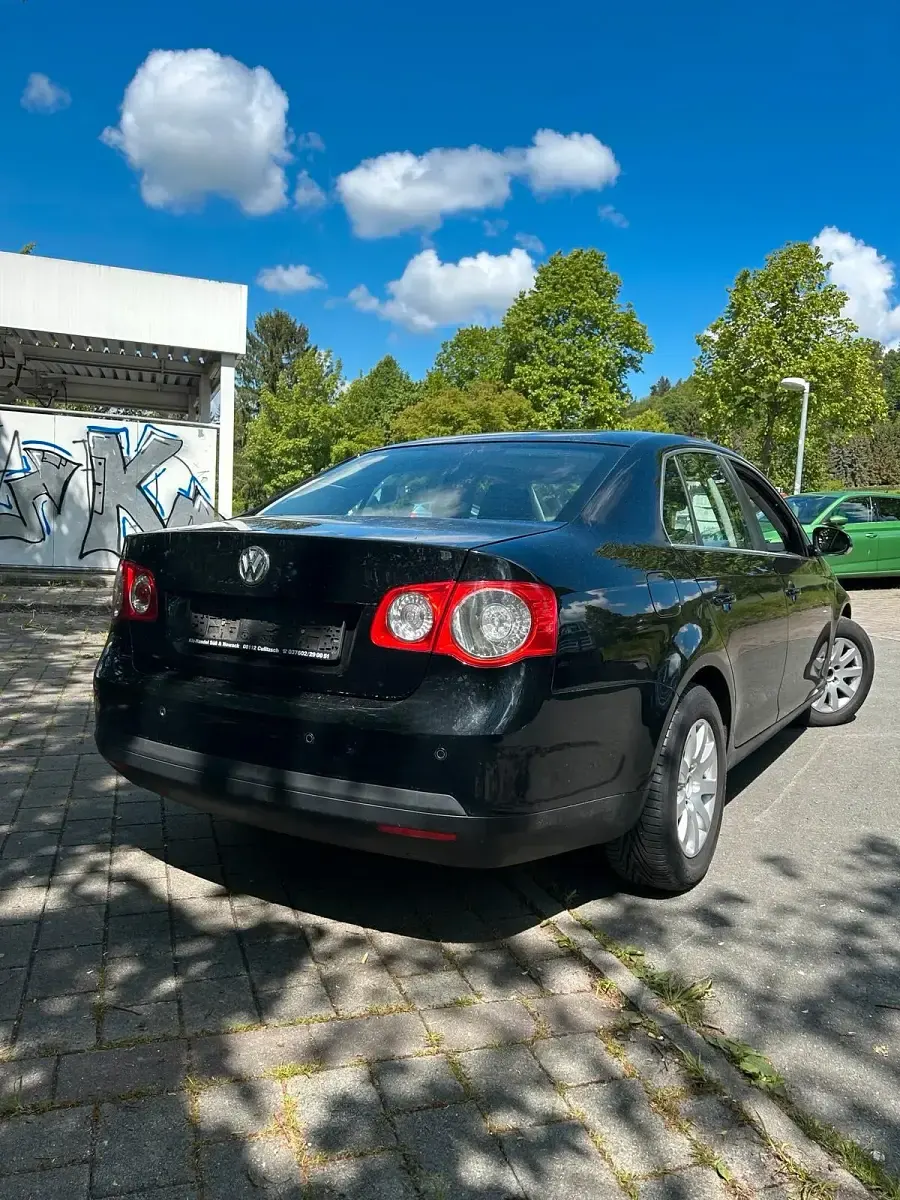 Gebraucht VW Jetta 140 PS (102 kW) 2006 Schwarz Limousine