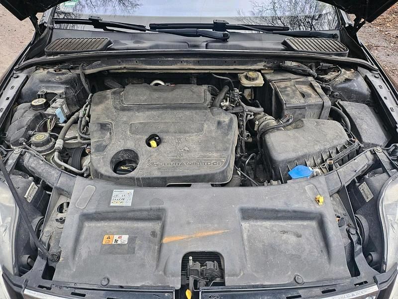 Gebraucht Ford Mondeo 163 PS (119 kW) 2011 Schwarz Kombi