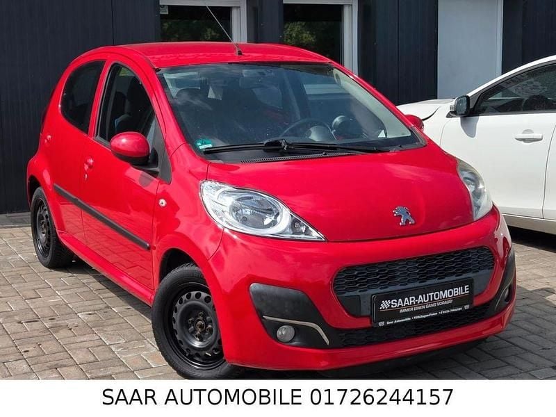 Rot Gebraucht 2012 Peugeot 107 Active Kleinwagen | 3.450 € (Fairer Preis) - Bild 1/4
