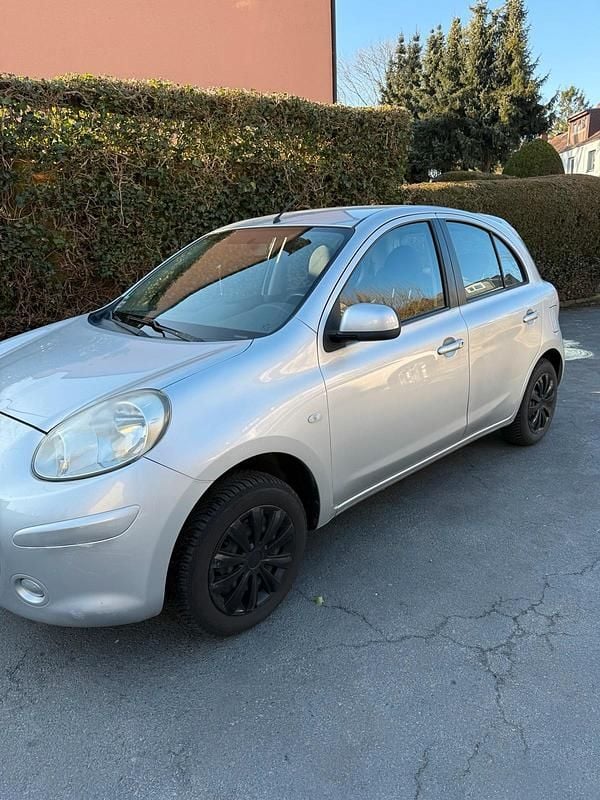 Gebraucht Nissan Micra 80 PS (58 kW) 2012 Grau Kleinwagen