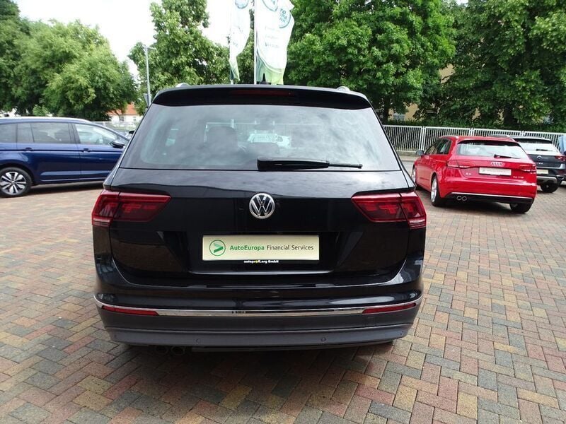 Gebraucht VW Tiguan Highline 150 PS (110 kW) 2021 Schwarz SUV