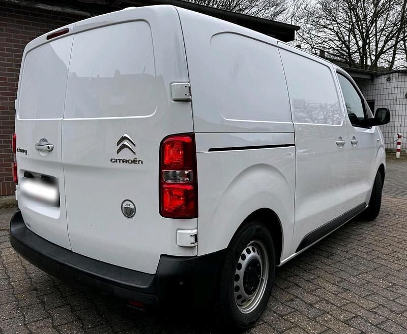 Käytetty Citroën e-Jumpy 100 kW (136 HP) 2022 Valkoinen Tila-auto