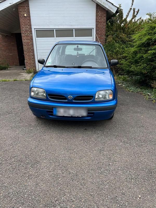 Blau Gebraucht 1996 Nissan Micra Kleinwagen | 1.550 € - Bild 1/3
