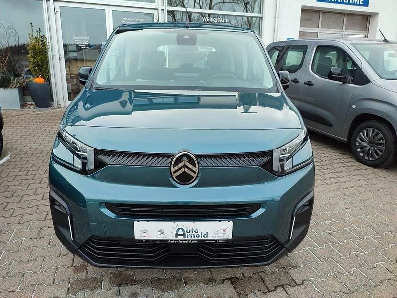 Neu Citroën Berlingo 110 PS (80 kW) 2025 Blau Van / Kleinbus