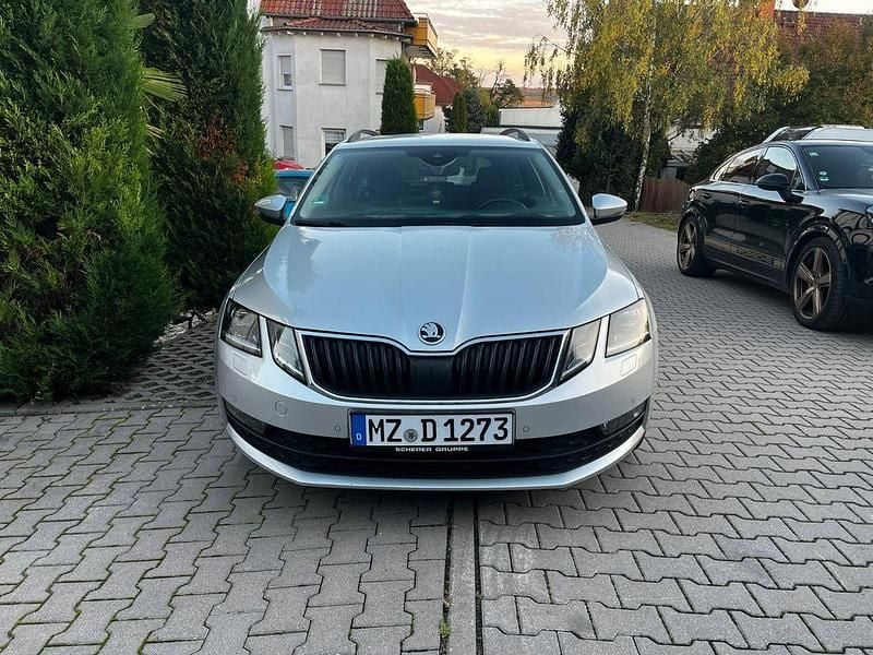 Gebraucht Skoda Octavia 150 PS (110 kW) 2017 Silber Limousine