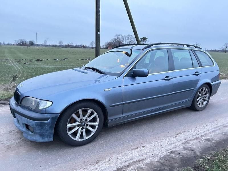 Gebraucht BMW 320 Exclusive 150 PS (110 kW) 2004 Blau Kombi