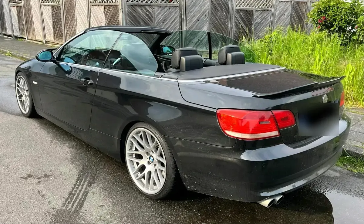 Occasion BMW 330 Cabriolet 236 ch (173 kW) 2008 Noir Cabriolet