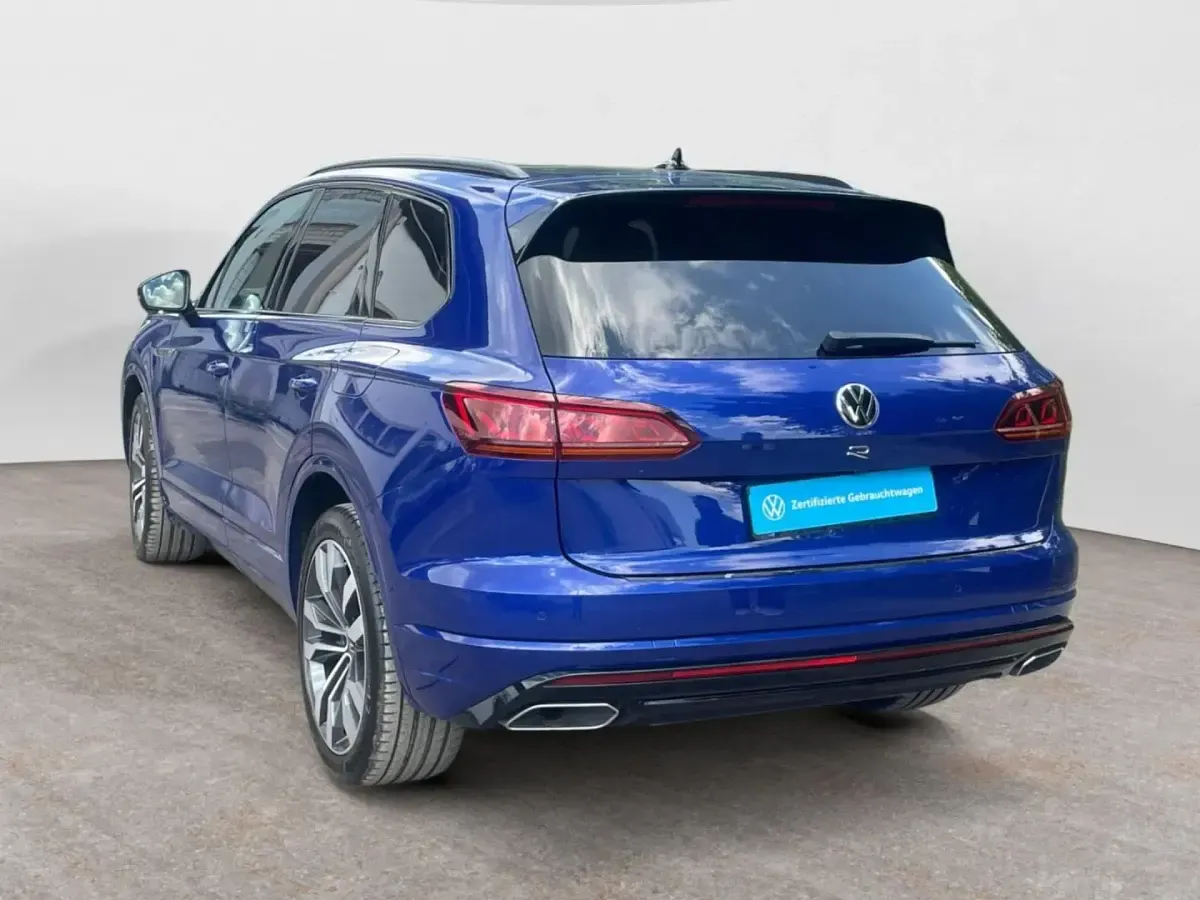 Gebraucht VW Touareg R 462 PS (339 kW) 2022 Blau SUV