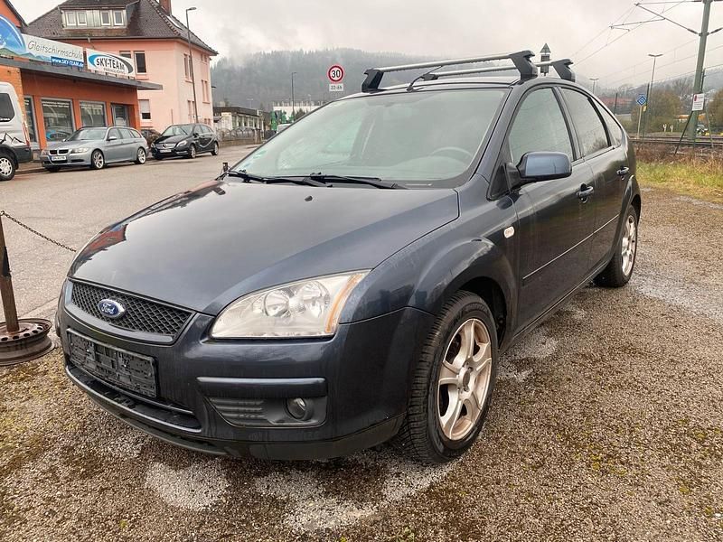Gebraucht Ford Focus 2007 Grau Limousine