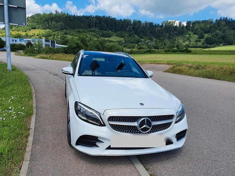 Gebraucht Mercedes C200 AMG line 184 PS (135 kW) 2020 Weiß Kombi