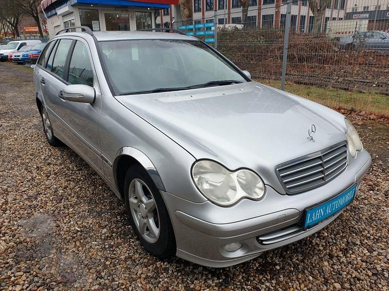 Gebraucht Mercedes C200 163 PS (119 kW) 2004 Silber Kombi