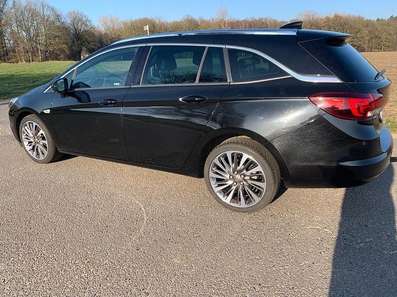 Gebraucht Opel Astra Innovation 150 PS (110 kW) 2017 Schwarz Kombi