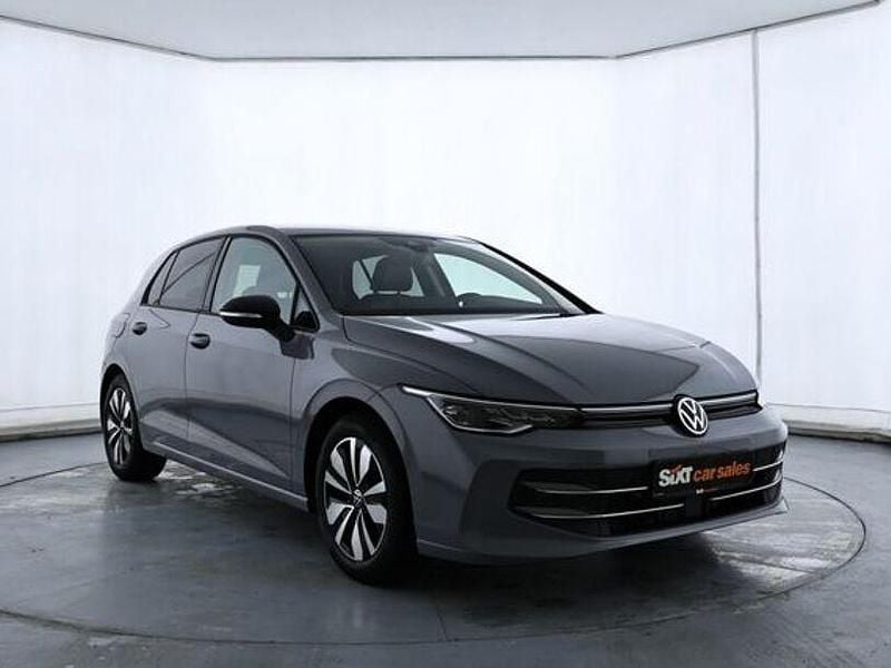 Gebraucht VW Golf VIII Goal 150 PS (110 kW) 2025 Grau Limousine