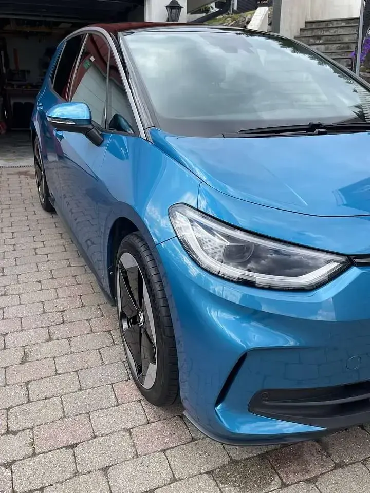 Gebraucht VW ID.3 Pro 150 kW (204 PS) 2024 Blau Kleinwagen