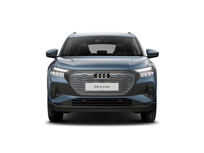 Gebraucht Audi Q4 e-tron Ambiente 210 kW (286 PS) 2025 Geysirblau metallic SUV