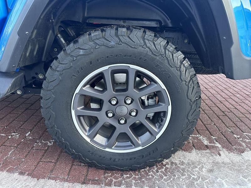 Gebraucht Jeep Gladiator 80th Anniversary 264 PS (194 kW) 2021 Hydro blue pearl coat Abholung