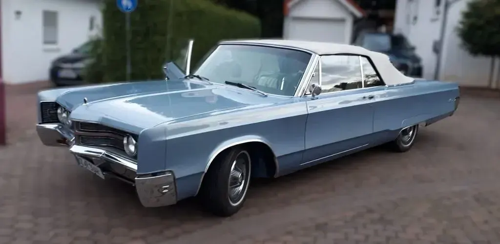 Gebraucht Chrysler 300 Convertible 349 PS (256 kW) 1967 Blau Cabrio