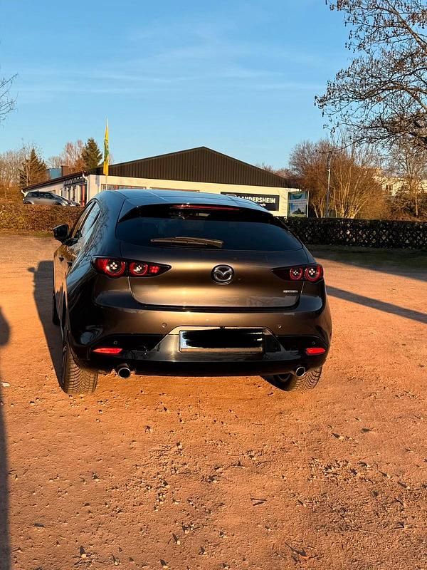 Gebraucht Mazda 3 150 PS (110 kW) 2021 Grau Limousine