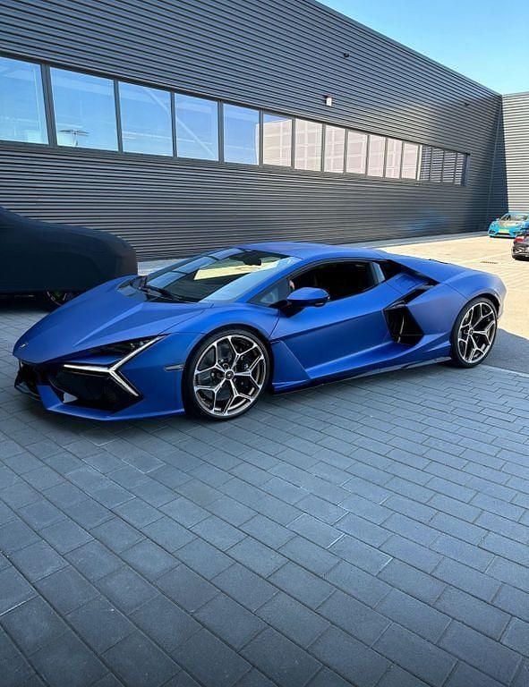 Blau Gebraucht 2024 Lamborghini Revuelto Coupé | 615.000 € (Superpreis) - Bild 1/4