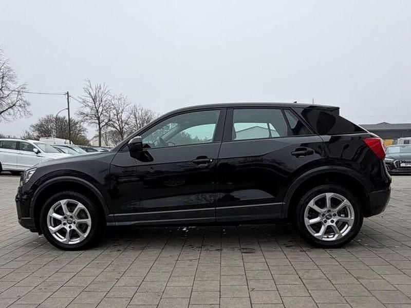 Gebraucht Audi Q2 Design 116 PS (85 kW) 2017 Schwarz SUV