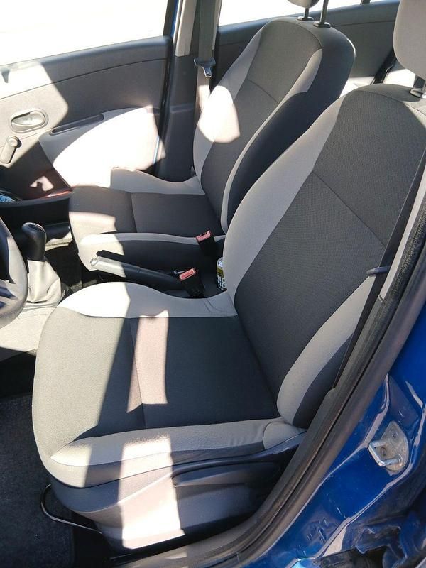 Gebraucht Renault Clio II Expression 75 PS (55 kW) 2010 Blau Kleinwagen