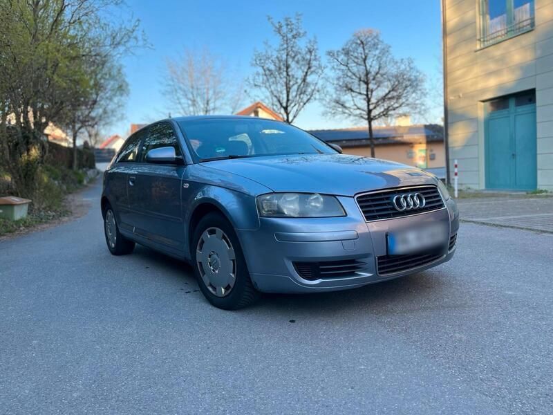 Silber Gebraucht 2004 Audi A3 Kleinwagen | 1.150 € (Superpreis) - Bild 1/3
