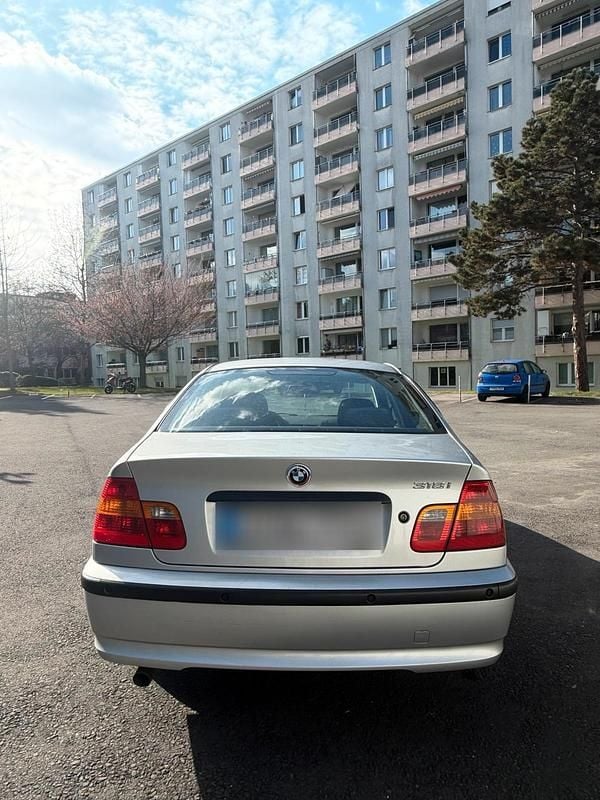 Gebraucht BMW 318 143 PS (105 kW) 2002 Silber Limousine