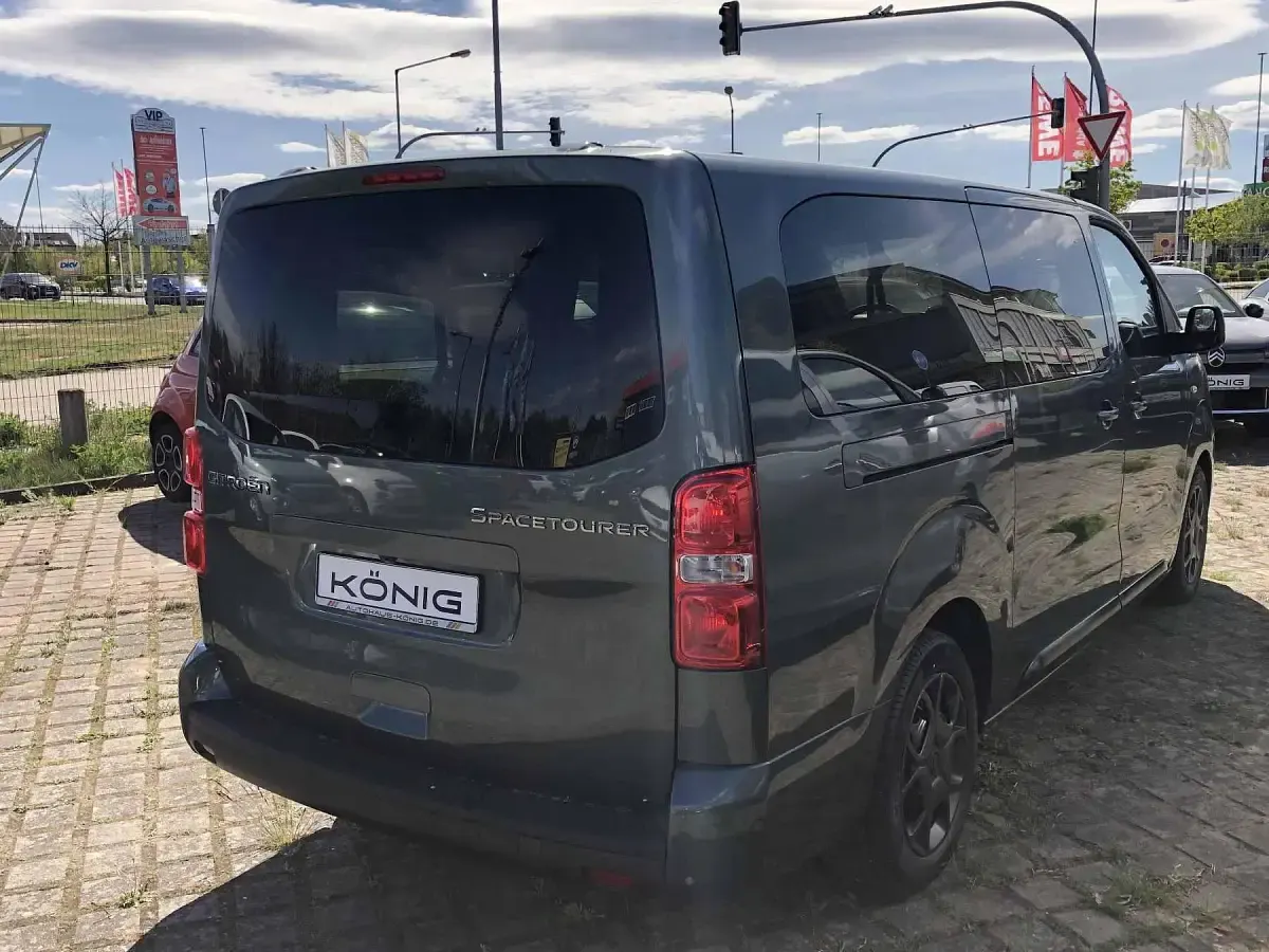 Gebraucht Citroën Spacetourer 177 PS (130 kW) 2026 Grün Van / Kleinbus