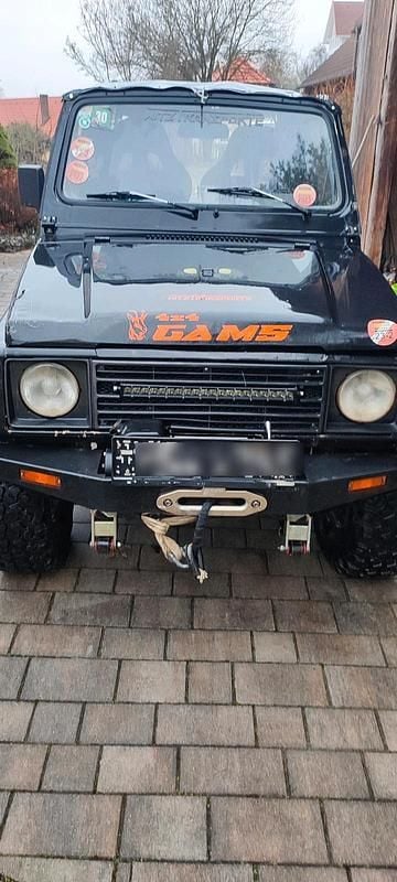 Schwarz Gebraucht 1988 Suzuki Samurai SUV | 5.900 € - Bild 1/4