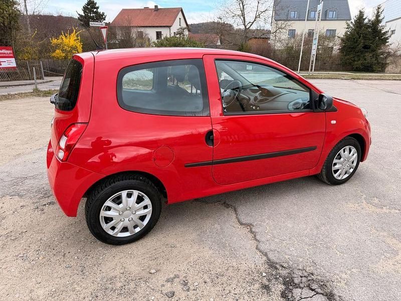 Gebraucht Renault Twingo 58 PS (42 kW) 2011 Rot Kleinwagen