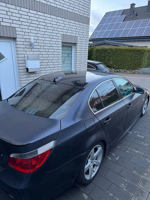 Gebraucht BMW 525 Performance 177 PS (130 kW) 2005 Schwarz Limousine