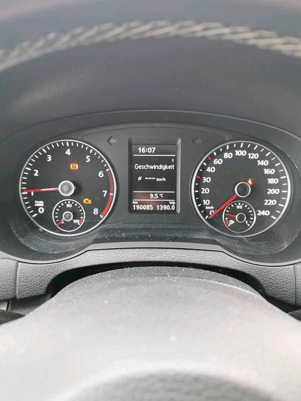 Gebraucht VW Sharan Cup 150 PS (110 kW) 2014 Schwarz Van / Kleinbus