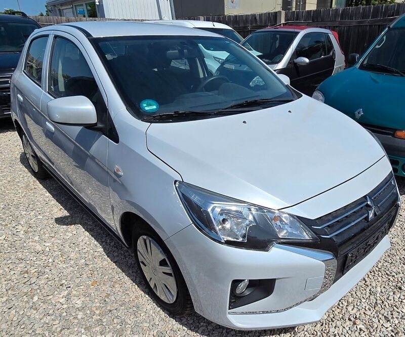 Weiß Gebraucht 2024 Mitsubishi Space Star Select Limousine | 9.990 € (Superpreis) - Bild 1/4