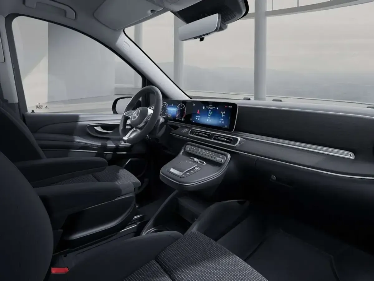 Gebraucht Mercedes V220 Style 163 PS (119 kW) 2026 Graphitgrau metallic Van / Kleinbus
