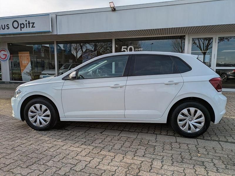 Gebraucht VW Polo Comfortline 80 PS (58 kW) 2020 Weiß Limousine