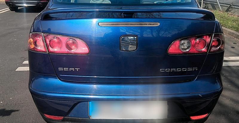 Gebraucht Seat Cordoba 75 PS (55 kW) 2005 Blau Limousine