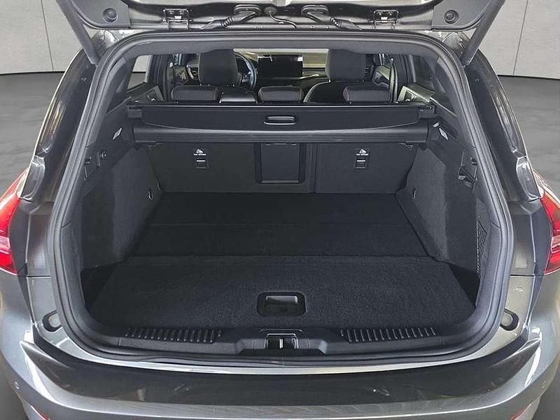 Gebraucht Ford Focus ST-Line X 125 PS (91 kW) 2024 Magnetic metallic Kombi