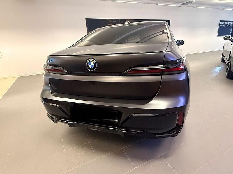 Gebraucht BMW i7 Sport Line 400 kW (544 PS) 2023 Braun Limousine