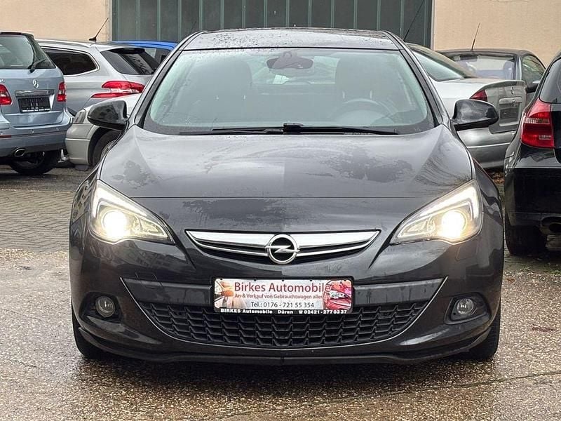 Schwarz Gebraucht 2014 Opel Astra GTC Limousine | 4.799 € (Fairer Preis) - Bild 1/4
