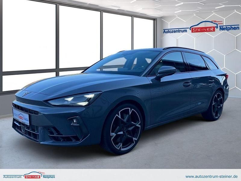 Grau Gebraucht 2025 Cupra Leon VZ Limousine | 39.990 € (Superpreis) - Bild 1/4