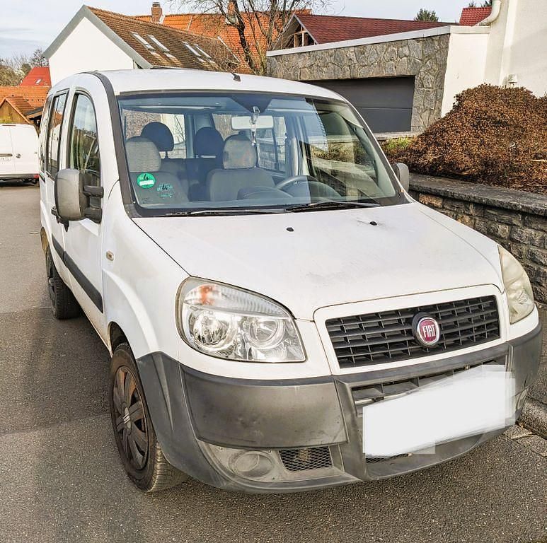 Weiß Gebraucht 2009 Fiat Doblò Van / Kleinbus | 2.400 € (Guter Preis) - Bild 1/4