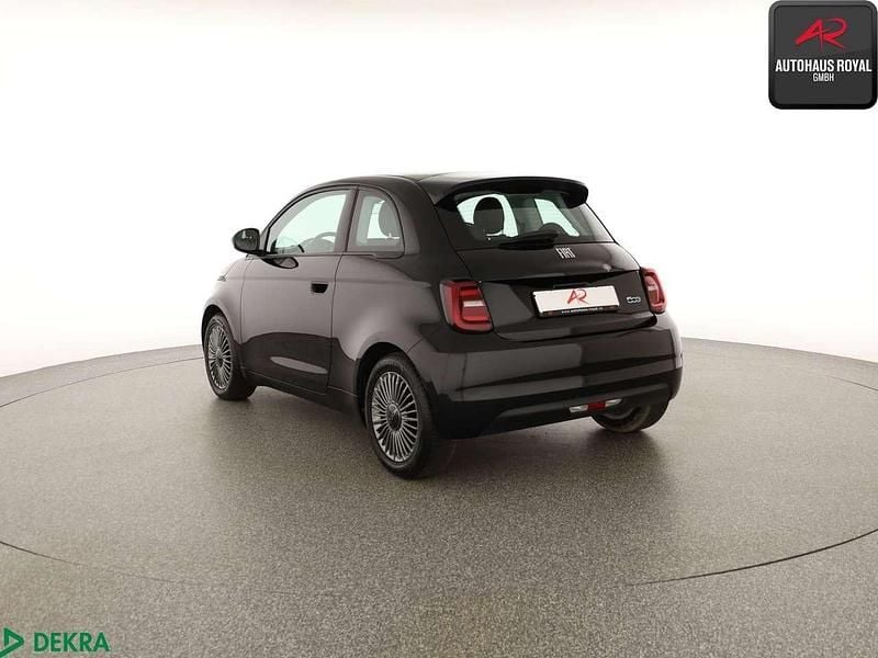 Gebraucht Fiat 500e 86 kW (118 PS) 2022 Colore esterno (onyx schwarz) Limousine
