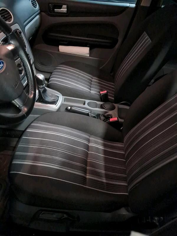 Gebraucht VW Golf V 100 PS (73 kW) 2009 Silber Kombi