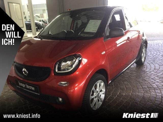 Rot Gebraucht 2018 Smart ForFour Passion Kleinwagen | 9.450 € (Guter Preis) - Bild 1/2