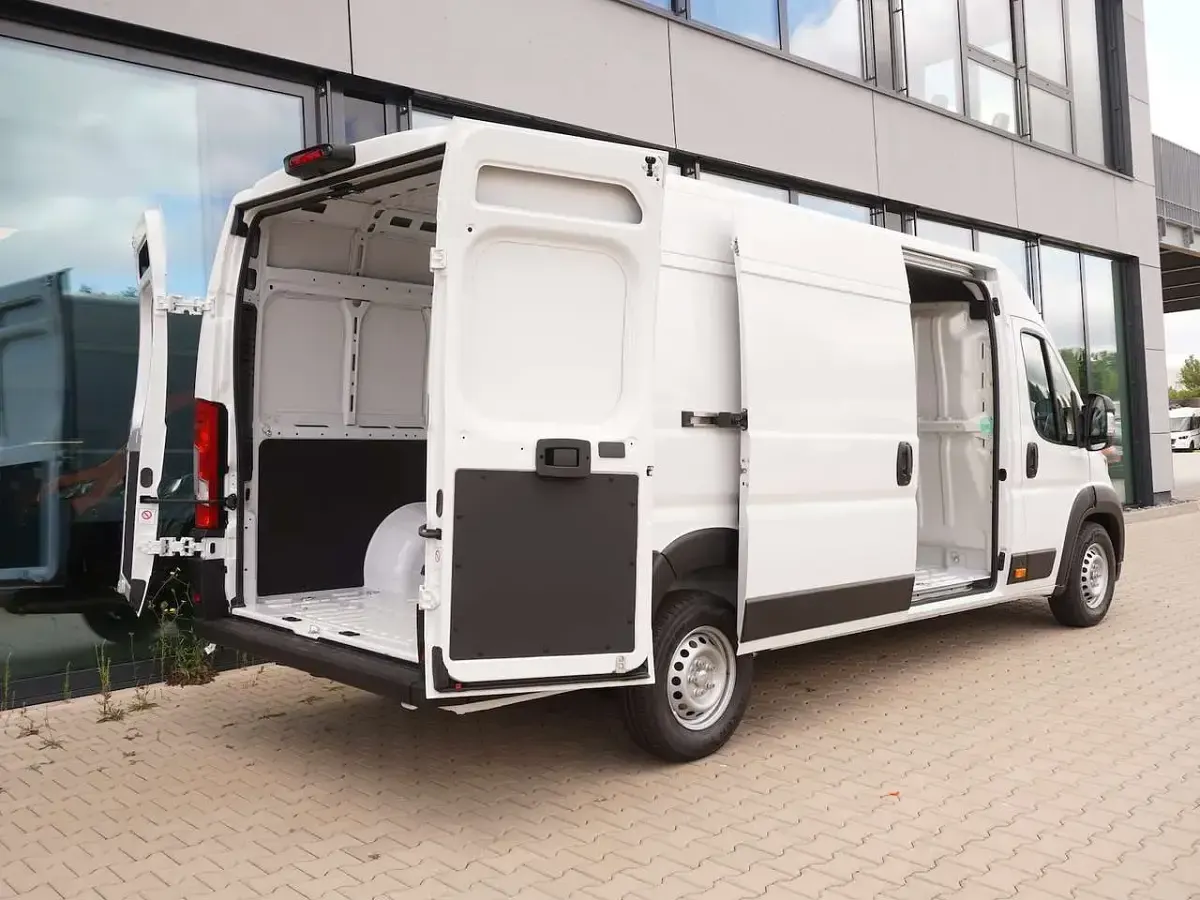 Neu Fiat Ducato 179 PS (131 kW) 2026 Weiß Van