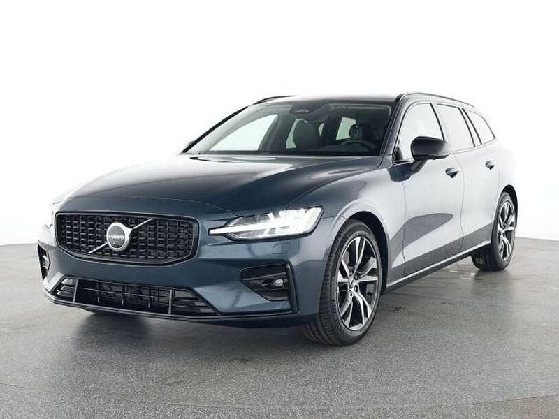 Gebraucht Volvo V60 Plus 197 PS (144 kW) 2025 Blau Kombi