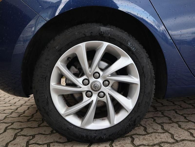 Gebraucht Opel Astra Edition 131 PS (96 kW) 2021 Blau Limousine