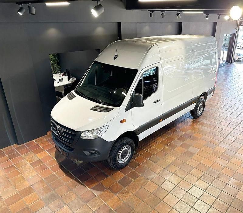 Gebraucht Mercedes Sprinter 163 PS (119 kW) 2019 Weiß Van