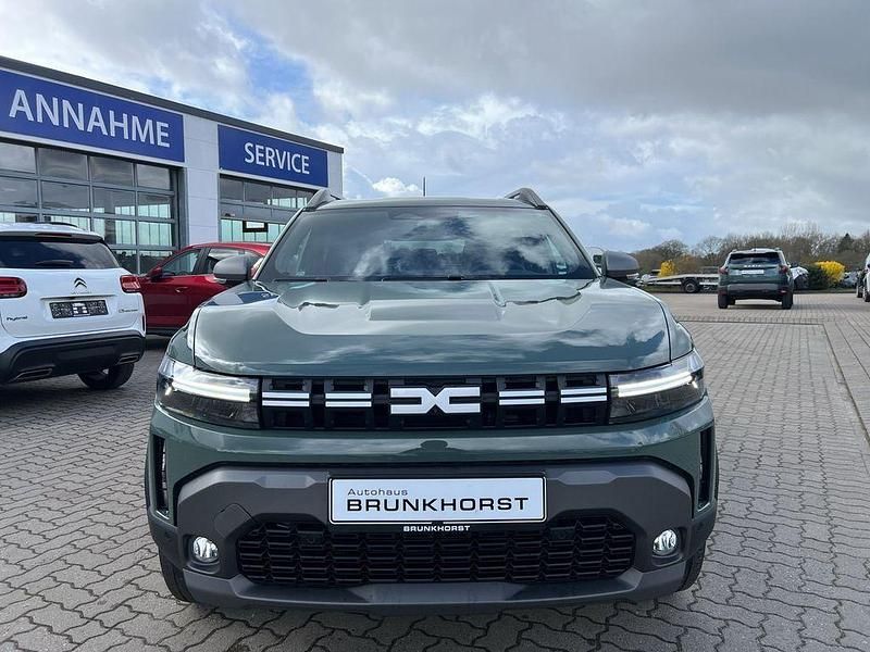 Neu Dacia Duster Journey 122 PS (89 kW) 2026 Safarigrüngrau SUV