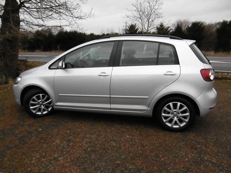 Gebraucht VW Golf Plus Cross 80 PS (58 kW) 2013 Silber Van / Kleinbus